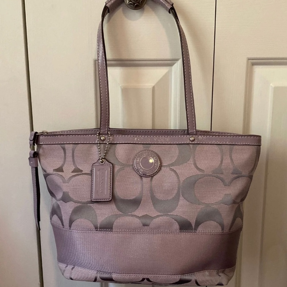 Coach Zip Top Tote Bag & Wristlet Set